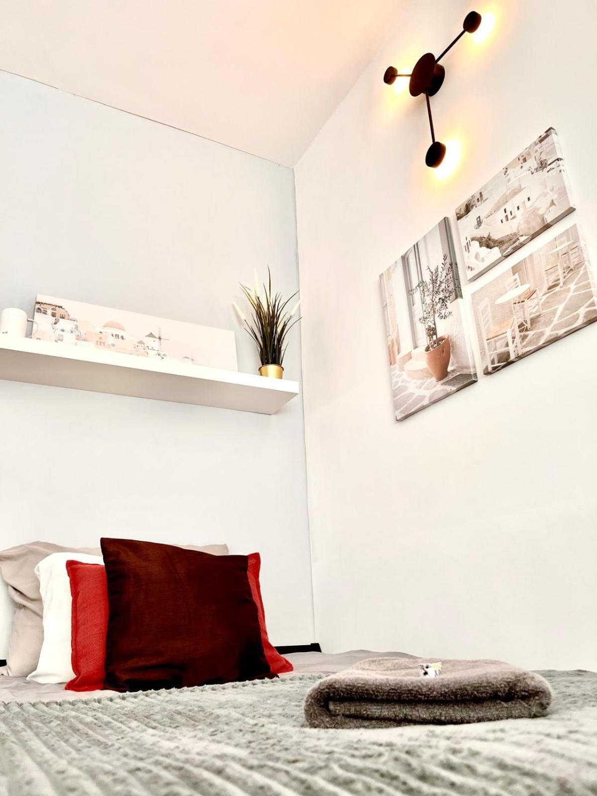 Super 1 Bed Room Condo In Warszawa Center Exterior photo