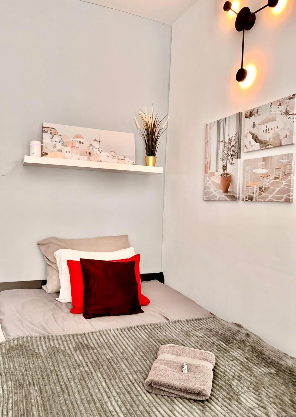 Super 1 Bed Room Condo In Warszawa Center Exterior photo