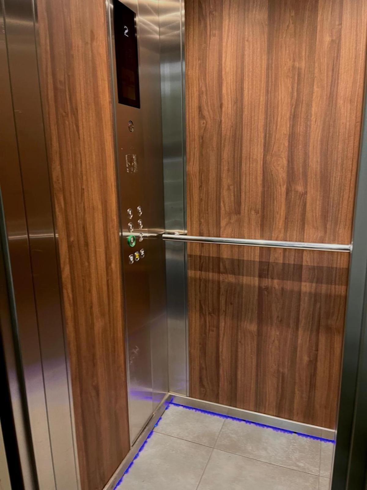 Super 1 Bed Room Condo In Warszawa Center Exterior photo
